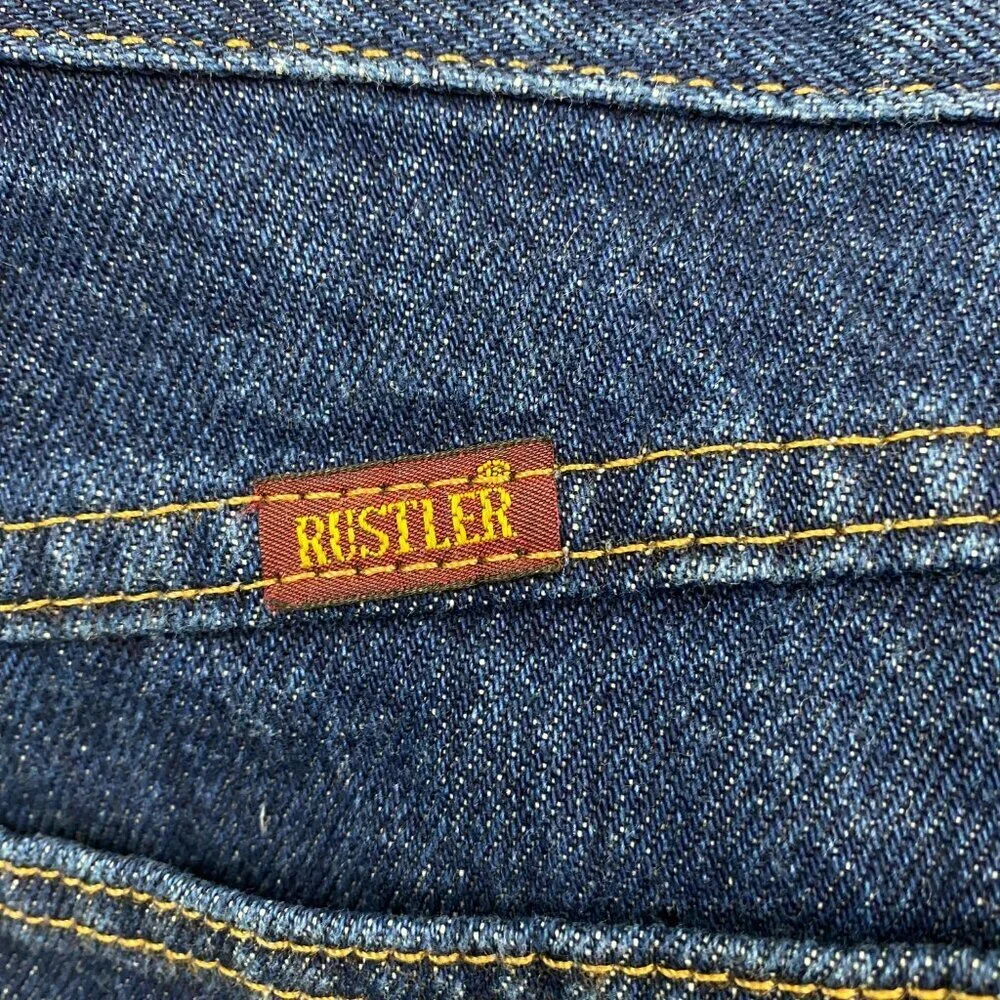Rustler Straight Leg‎ Men's size 42x30 Dark Wash Blue Denim jeans